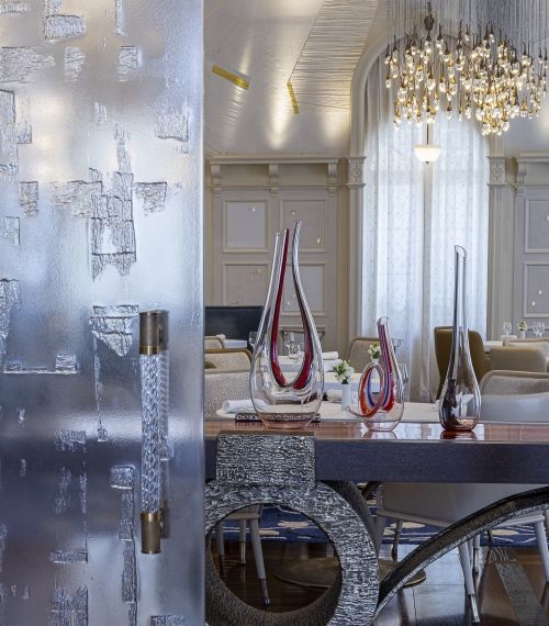 @hotelpontroyalparis